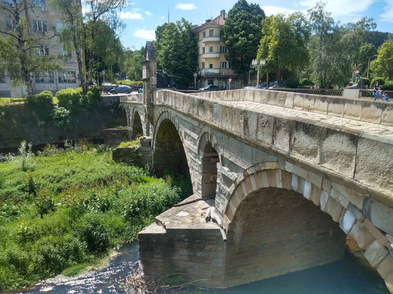 Konashki Bridge