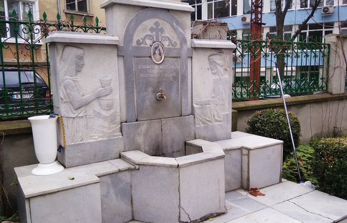 Храм „Света Богородица Панагия“ – снимка 2