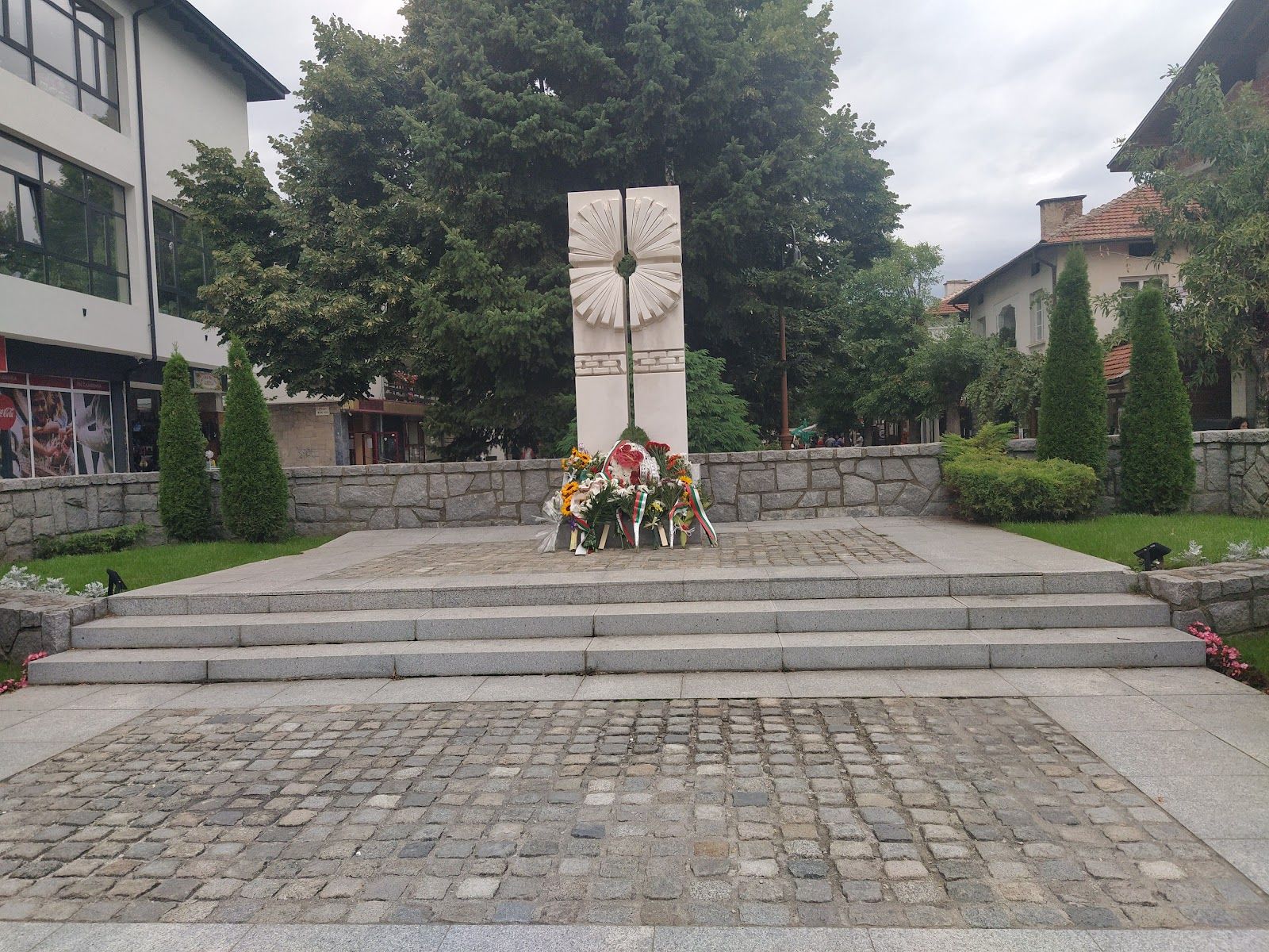 Monument 'Bansko Remembers Its Heroes"