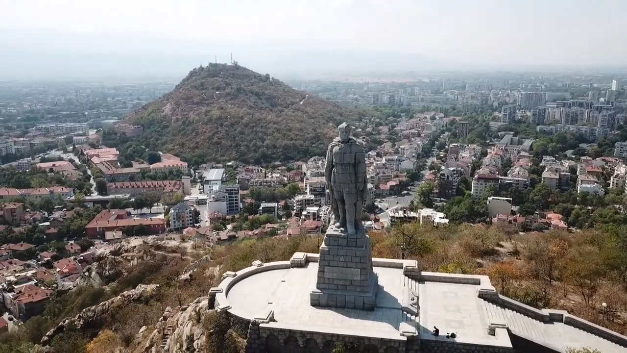 Паметникът на Съветската армия „Альоша“ – снимка 5