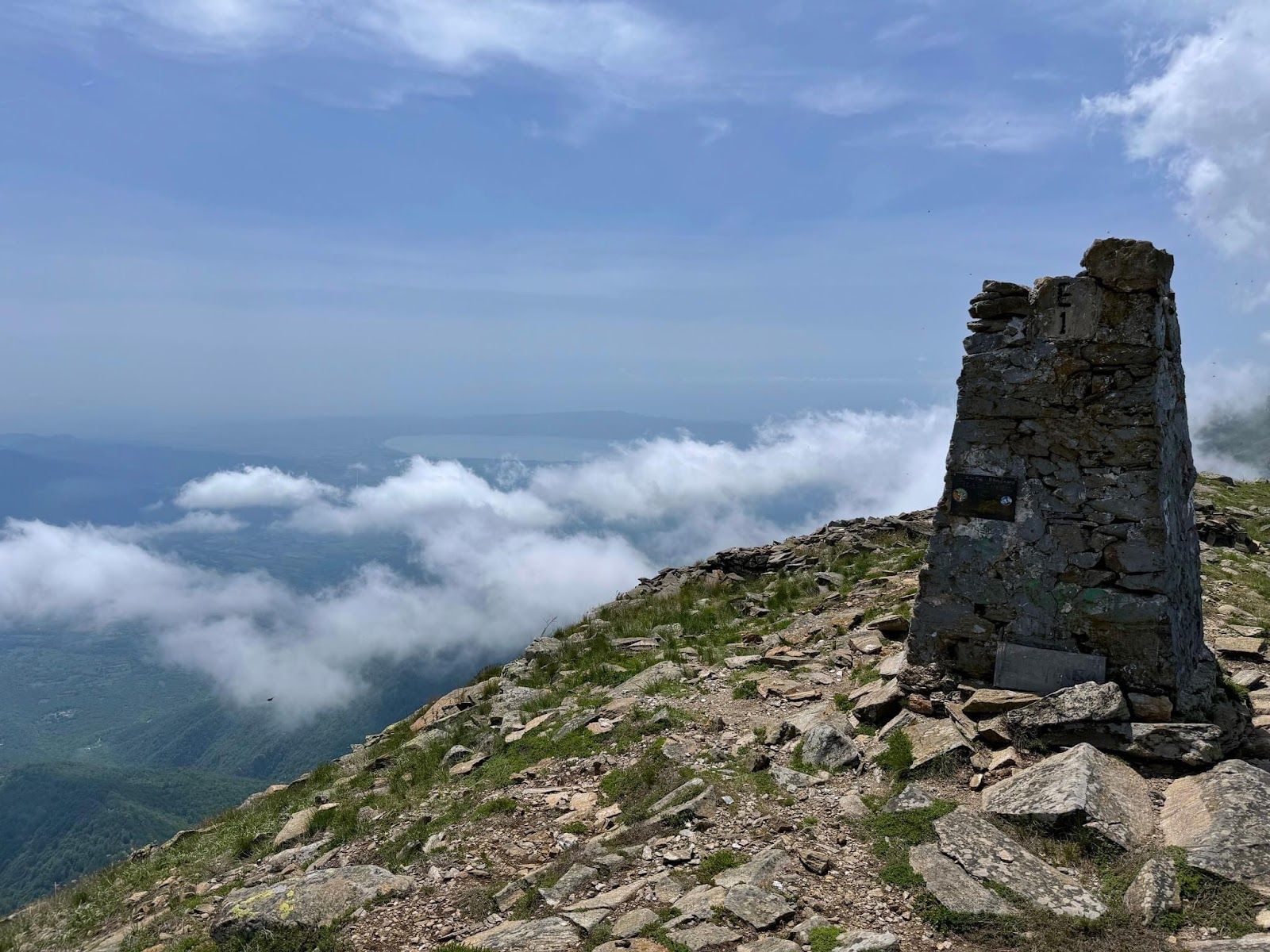 Tumba Peak