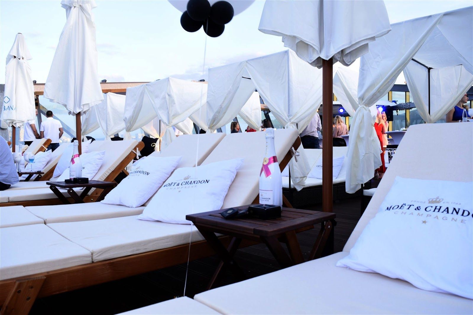 CABANA Rooftop Beach Bar – photo 5