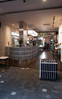 43.12 Café