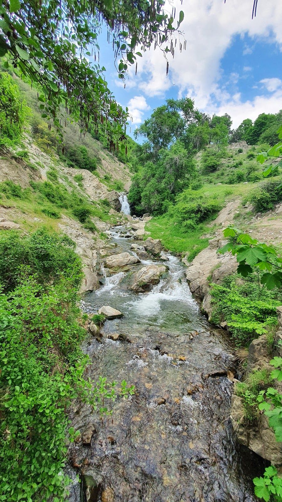 Zlatitsa waterfall