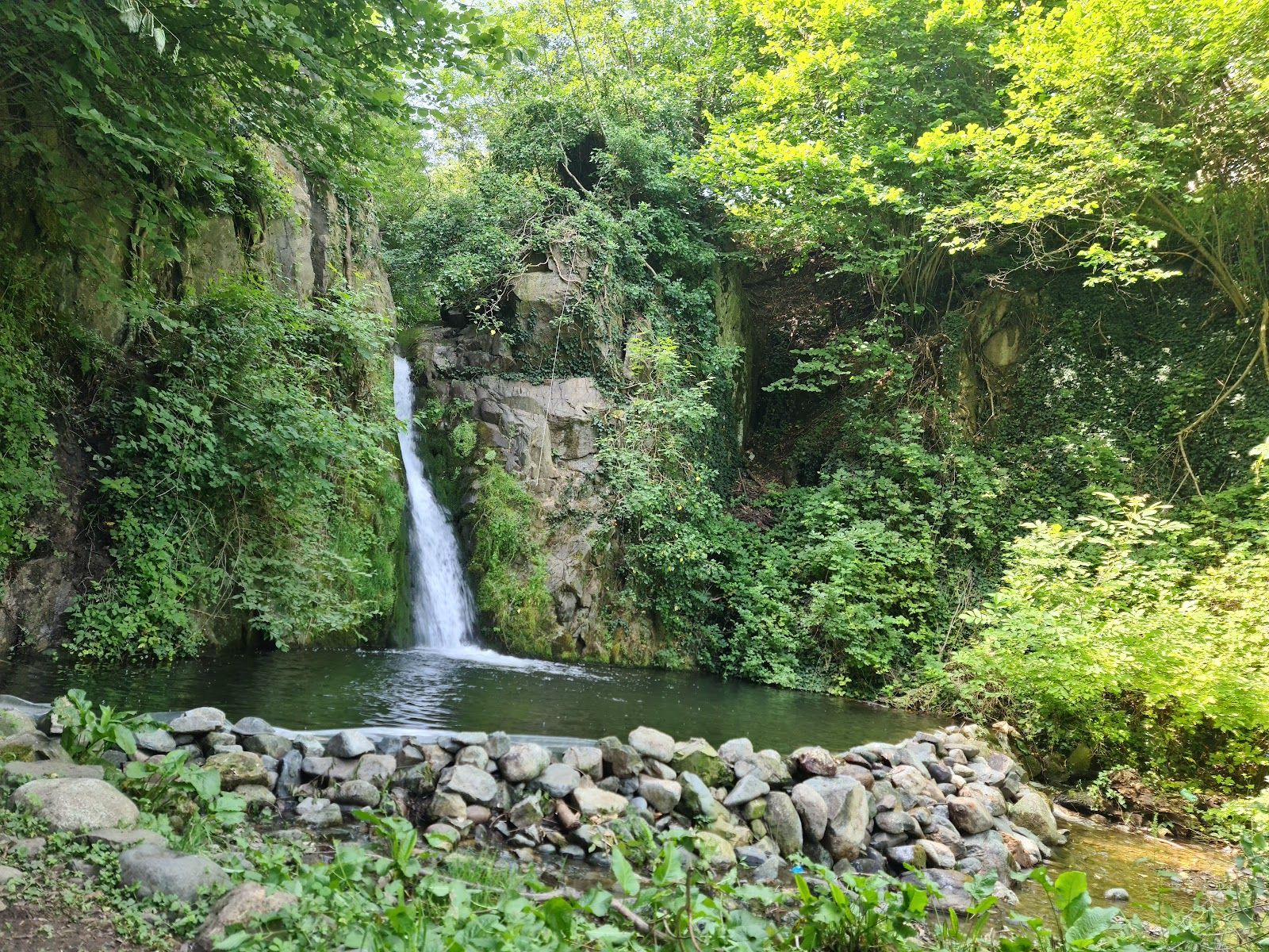 Oselna Waterfall