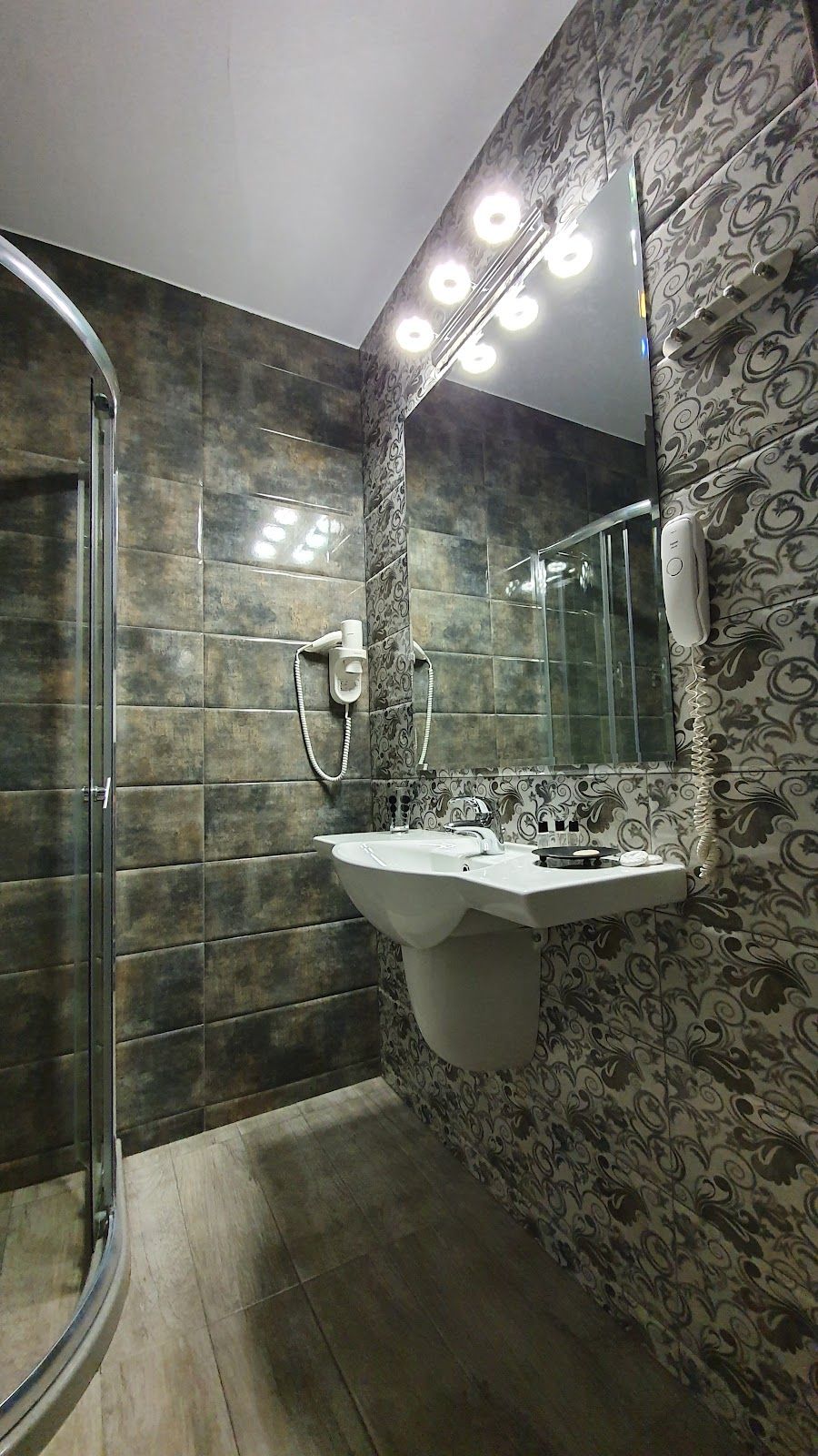 Plaza Hotel Plovdiv – photo 2