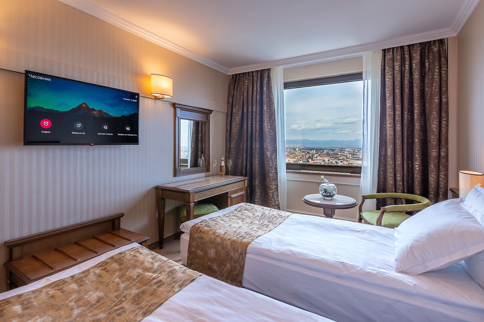 Astoria Grand Hotel – снимка 4