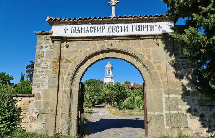 Поморийски манастир „Св. Георги Победоносец" – снимка 5