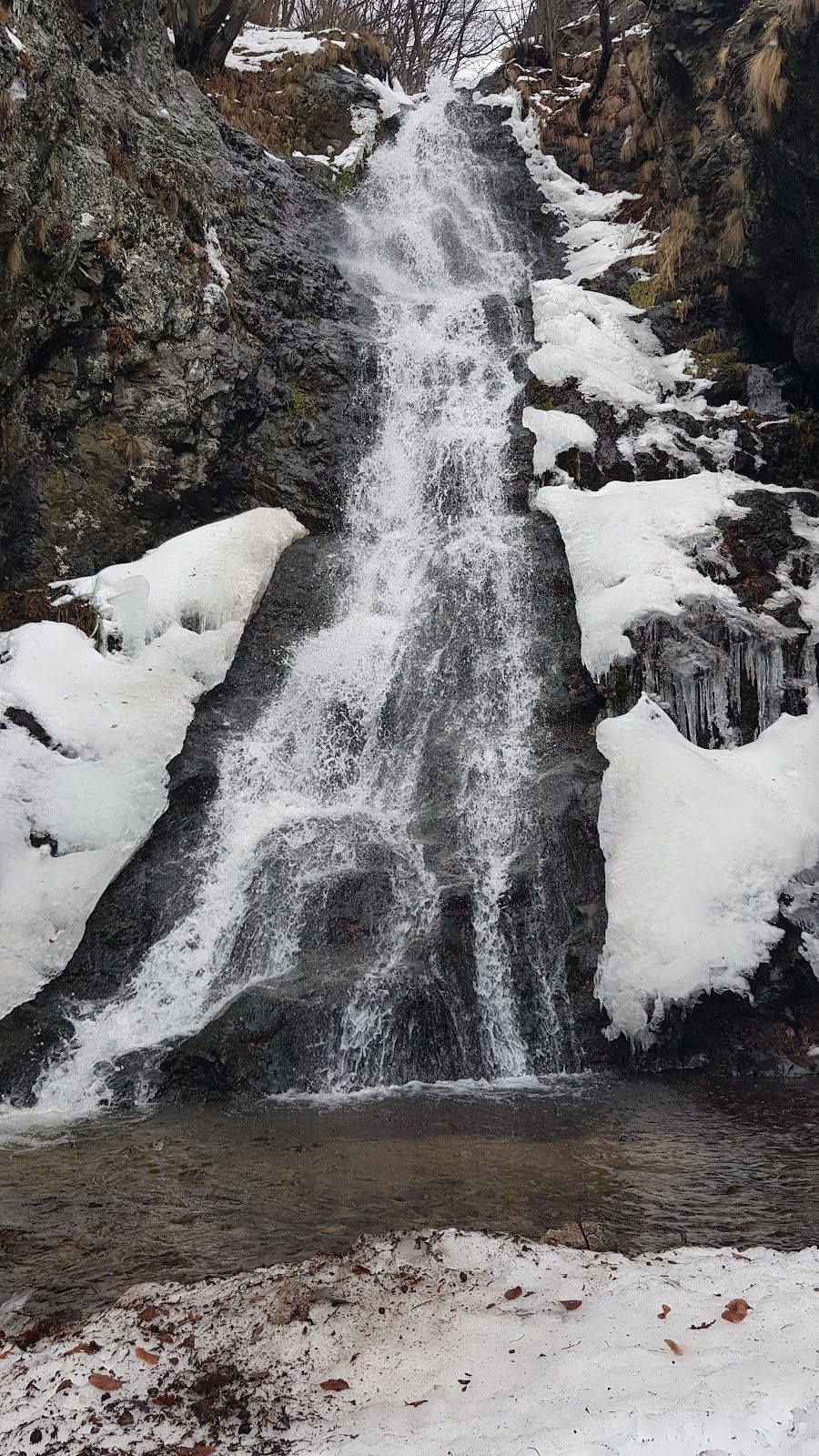 Dzheminski Skok Waterfall