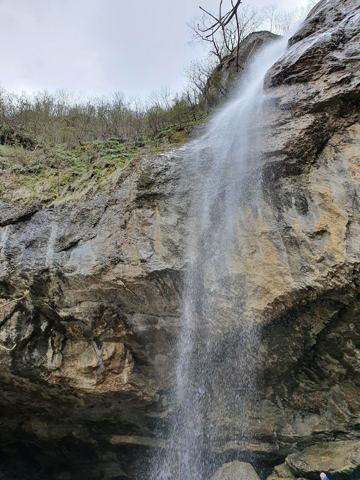 Waterfall "Skoka"