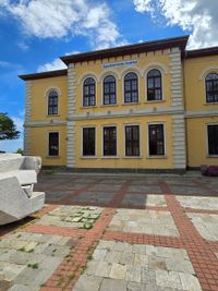 Art Gallery (old school)
