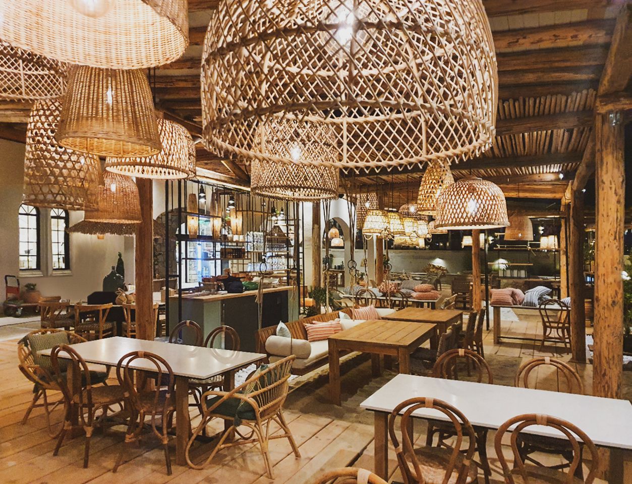 MORE beach restaurant – photo 1