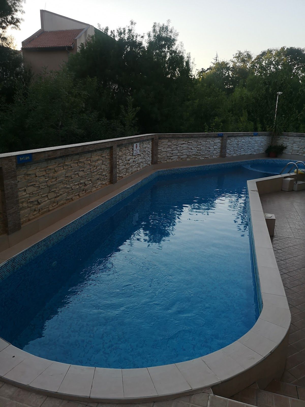 Hotel Luxor  – снимка 3