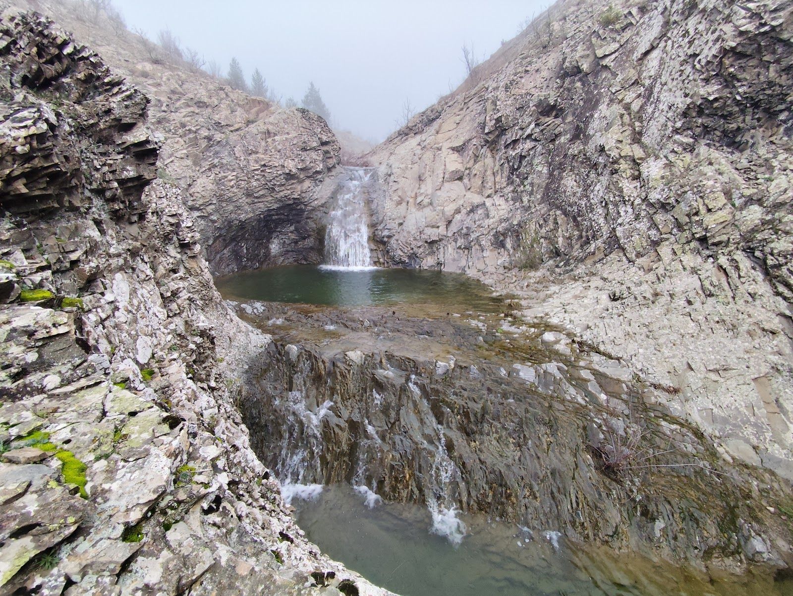 Dolen Vodopad Chaldera