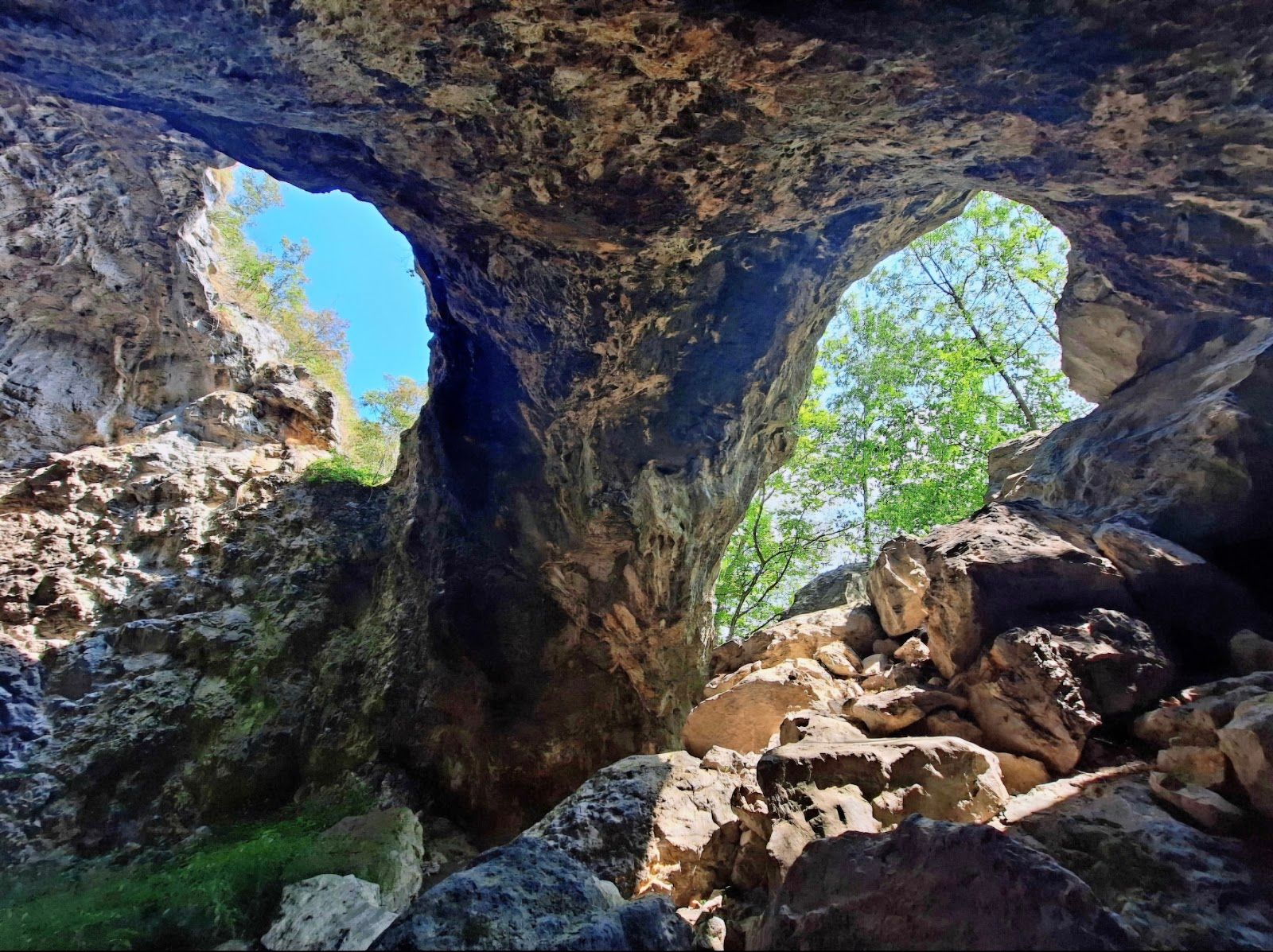 Dupnitsa Cave