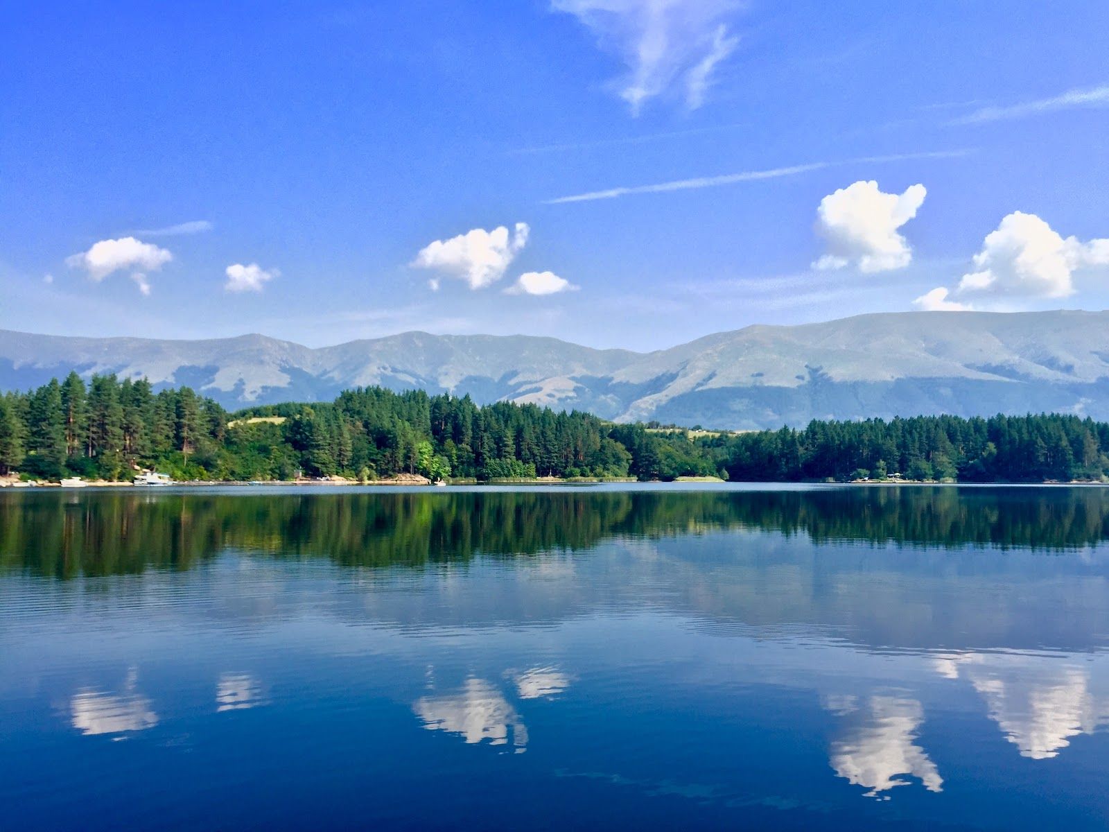 Dushantsi Reservoir