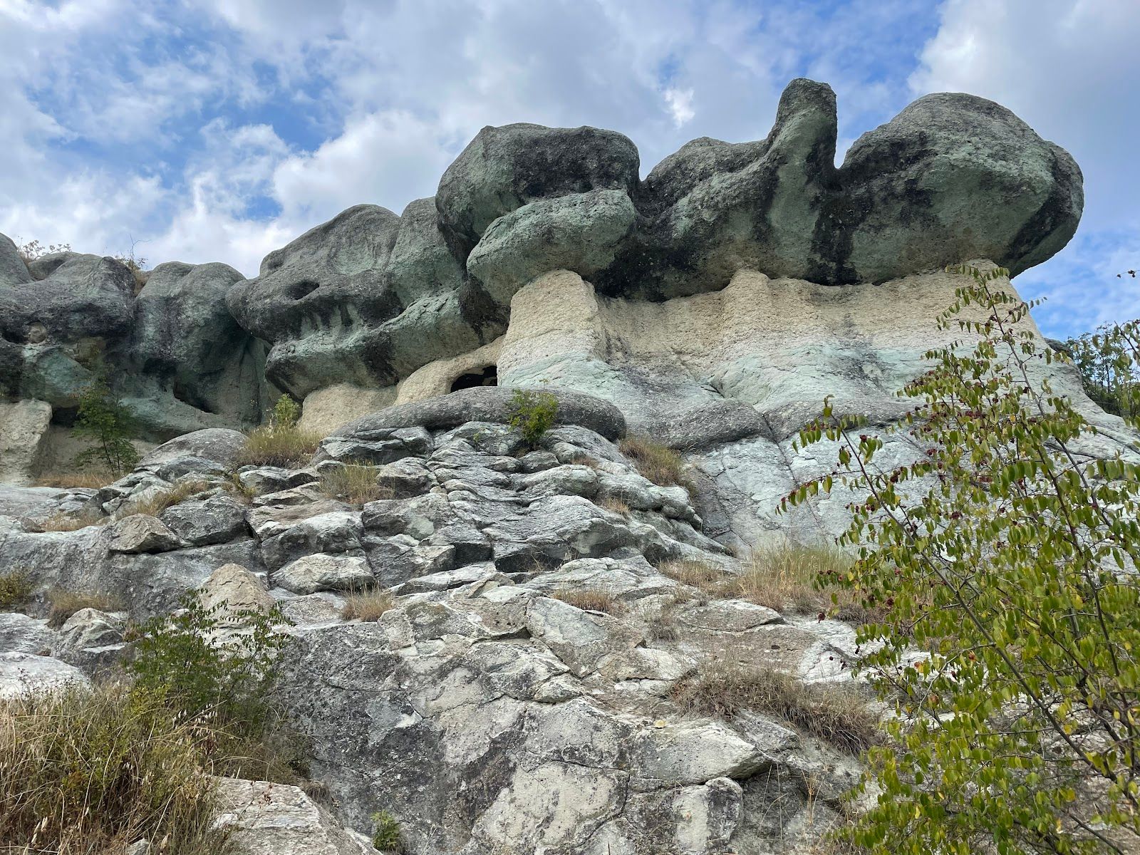 Thracian Rock Tombs of Pchelari