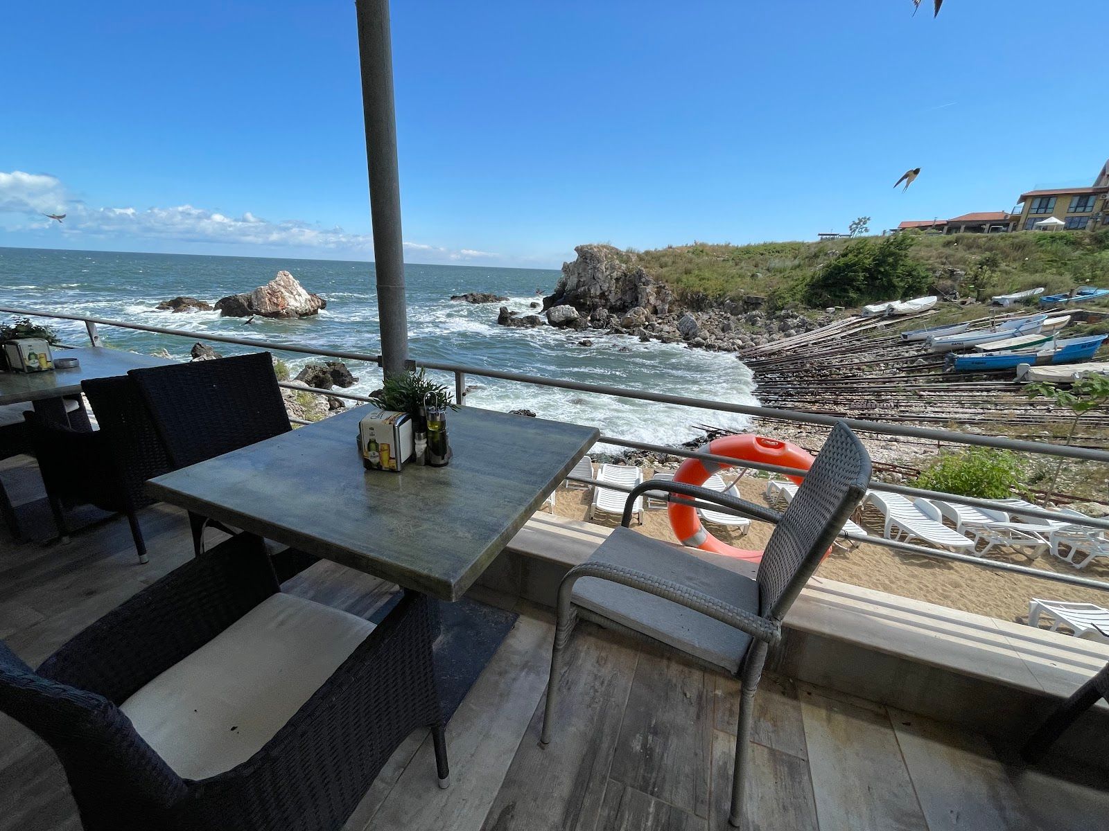Tyulenovo Bar & Restaurant