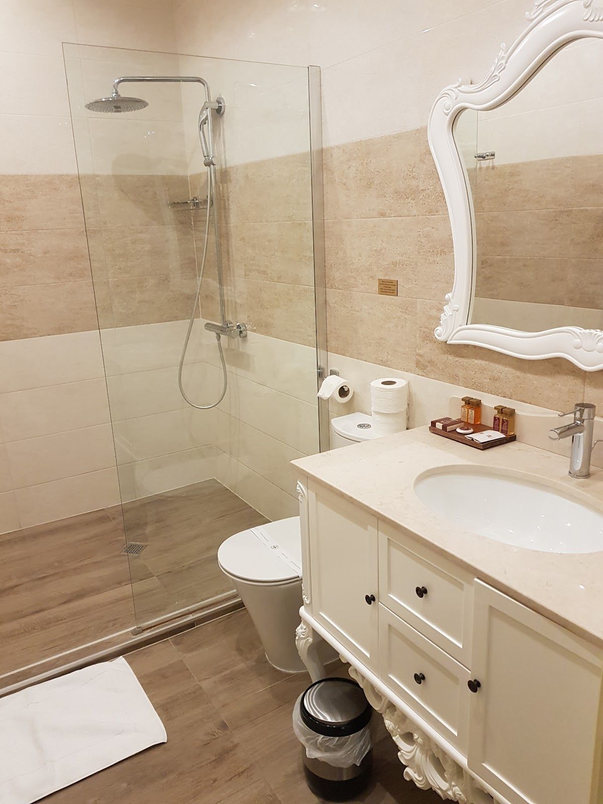 ATLAS HOUSE Luxury Suites – снимка 3