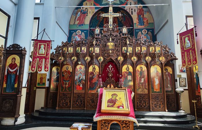 Храм „Успение на Пресвета Богородица“ – снимка 2