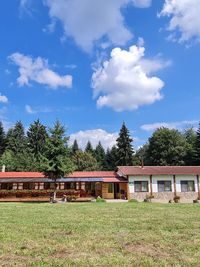 Shumnatitsa Hut