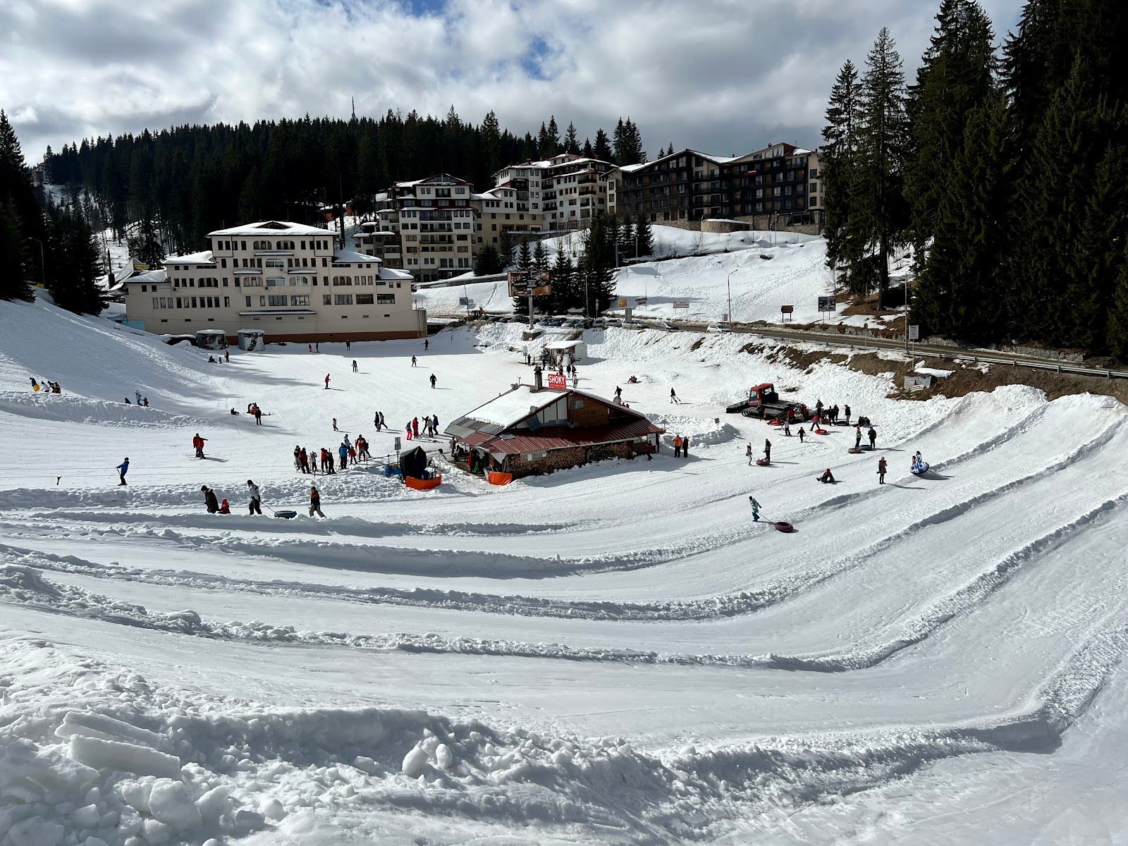 Shoky Ski School - beginner ski slope – photo 2