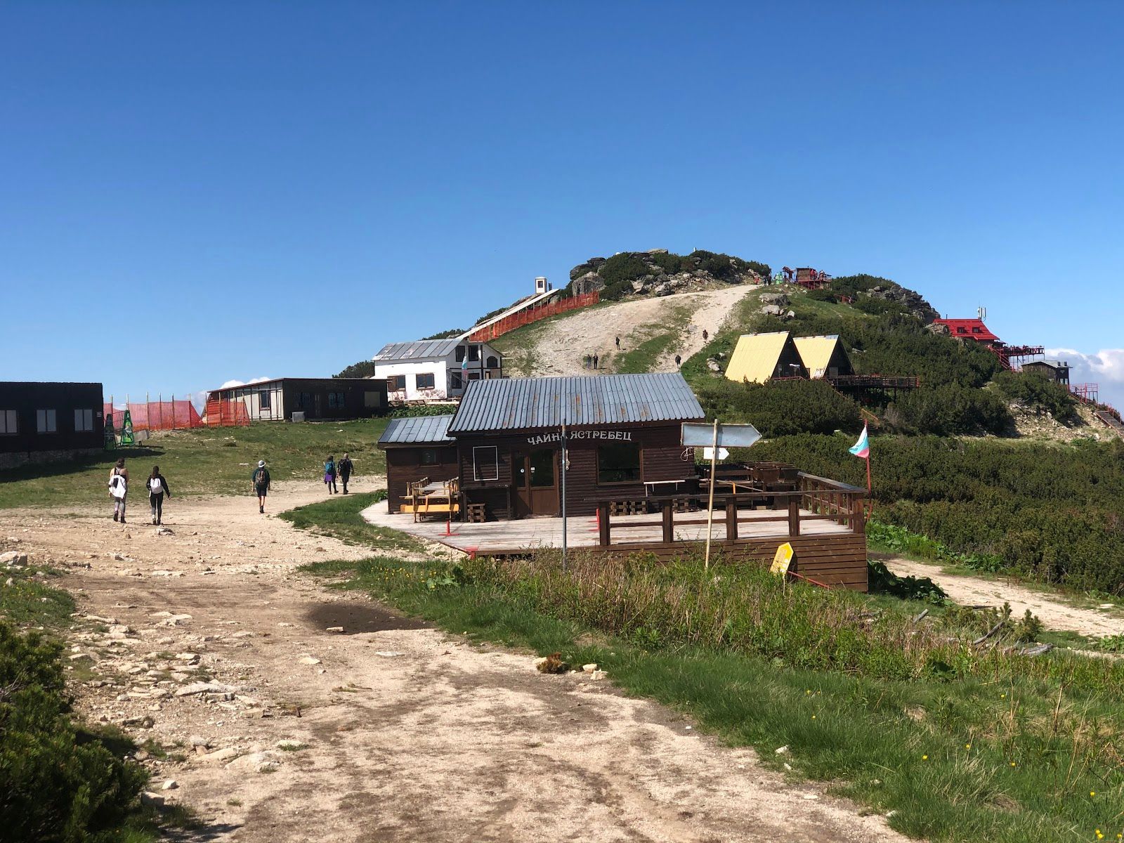 Yastrebets Hut